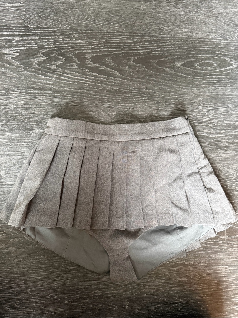 Pleated Mini Skort in Light Gray